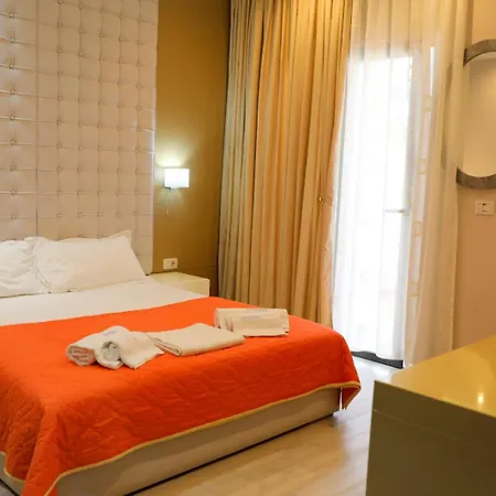 Strora 4* ساراندا
